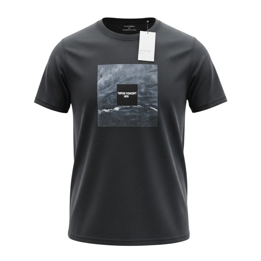 The Anthracite Concept Photo Tee (M)