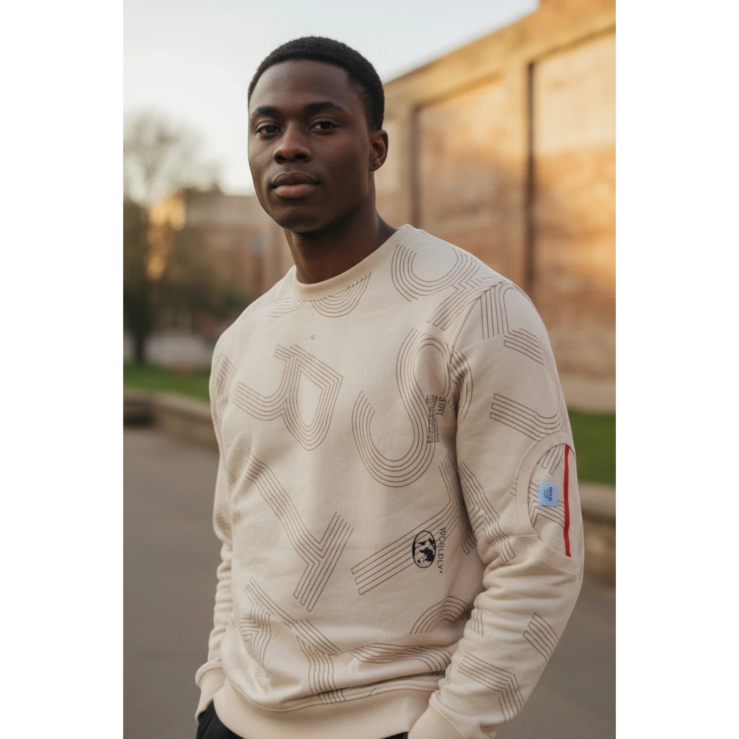 Abstract Linear Sweatshirt 2XL Size