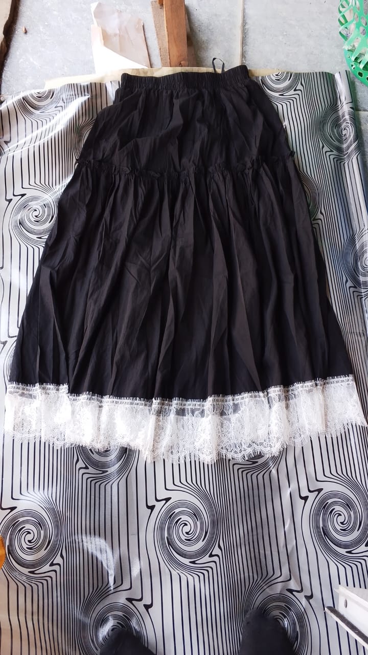 Black Gathered Midi Skirt with Lace Hem
