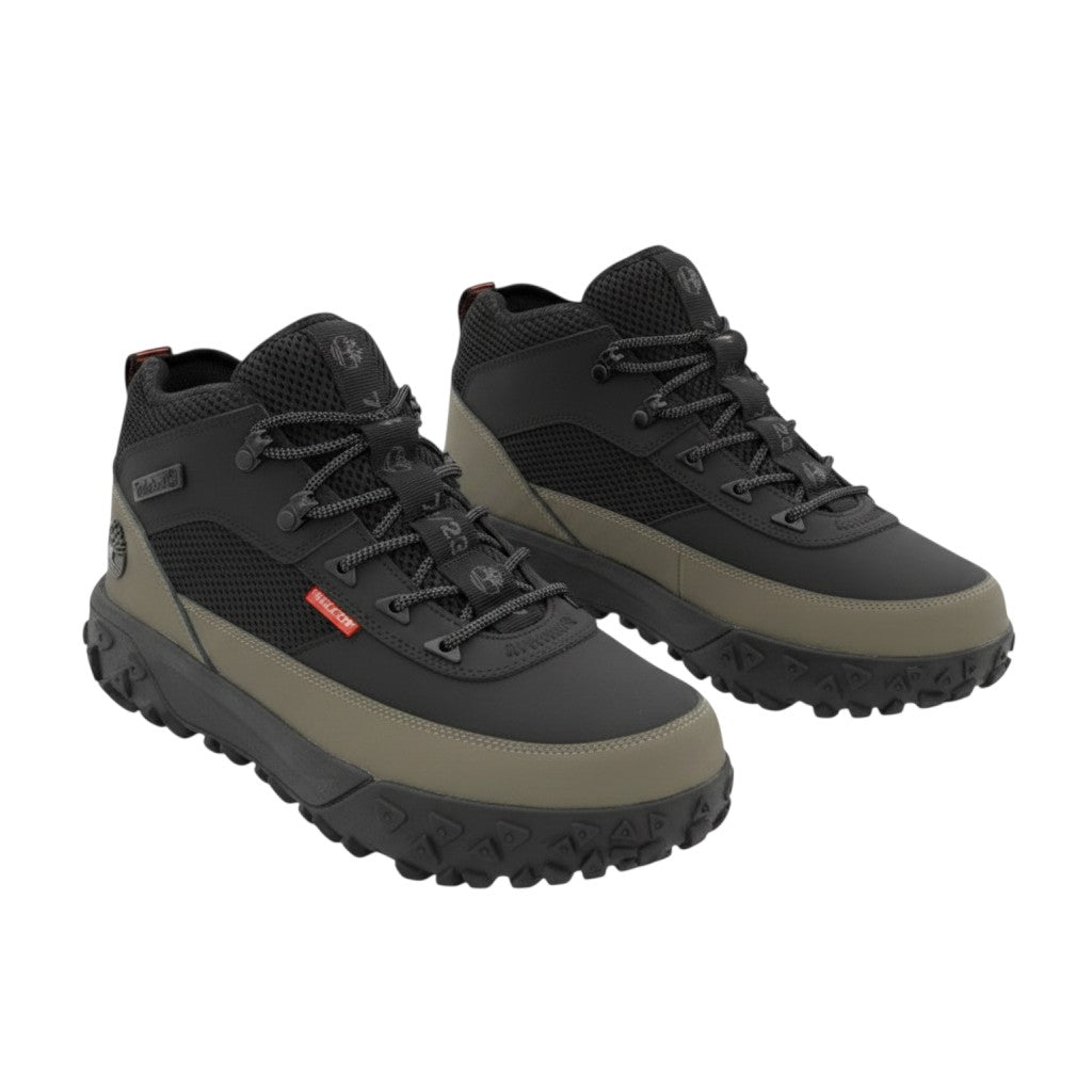 Bold Low-Top Street Sneaker