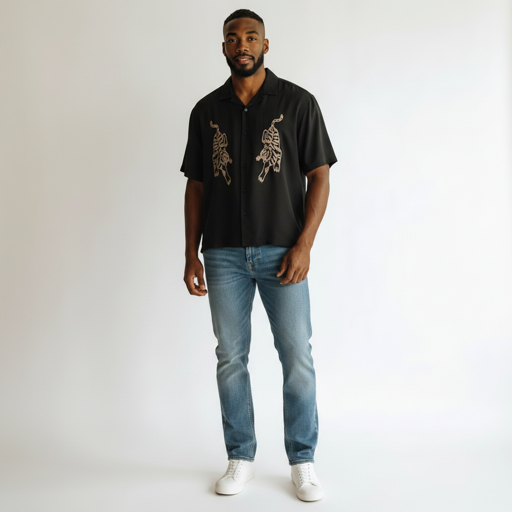 Men's Black Tiger Embroidery Camp Collar Short-Sleeve Shirt