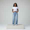 Light Blue High-Waist Wide-Leg Straight Jeans – Front Model