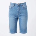 Light-blue straight-leg denim Bermuda shorts with front pockets and stitched hems