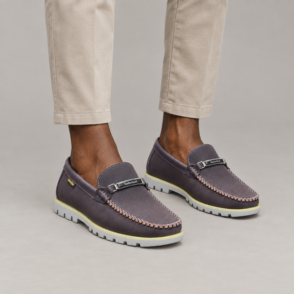 Leg-focused model preview