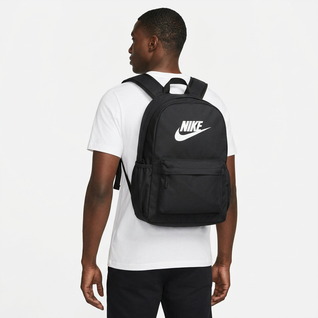 Single-model black backpack preview